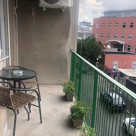 100 Sqm Central 2 Bedrooms Διαμέρισμα Βουκουρέστι