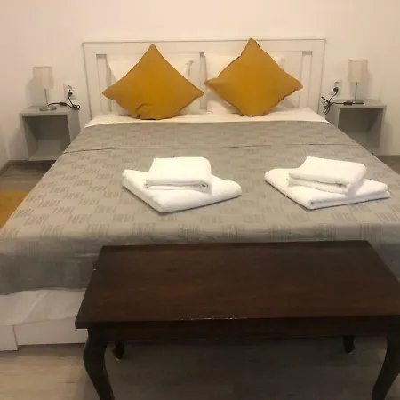 100 Sqm Central 2 Bedrooms