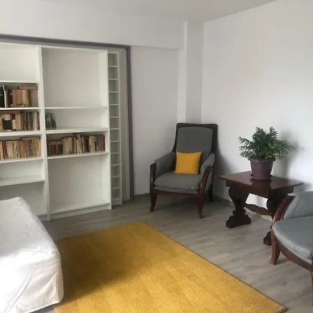 100 Sqm Central 2 Bedrooms *