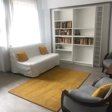 100 Sqm Central 2 Bedrooms Bucarest