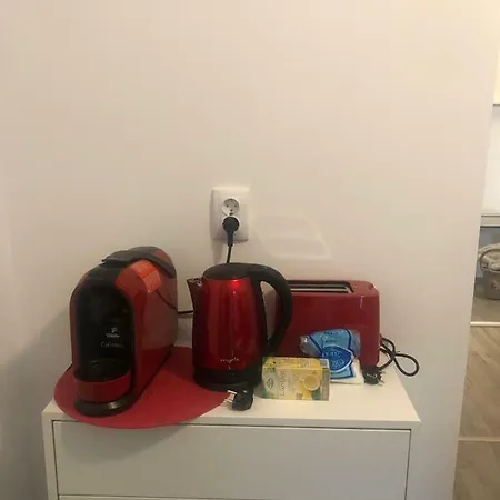 Apartment 100 Sqm Central 2 Bedrooms *